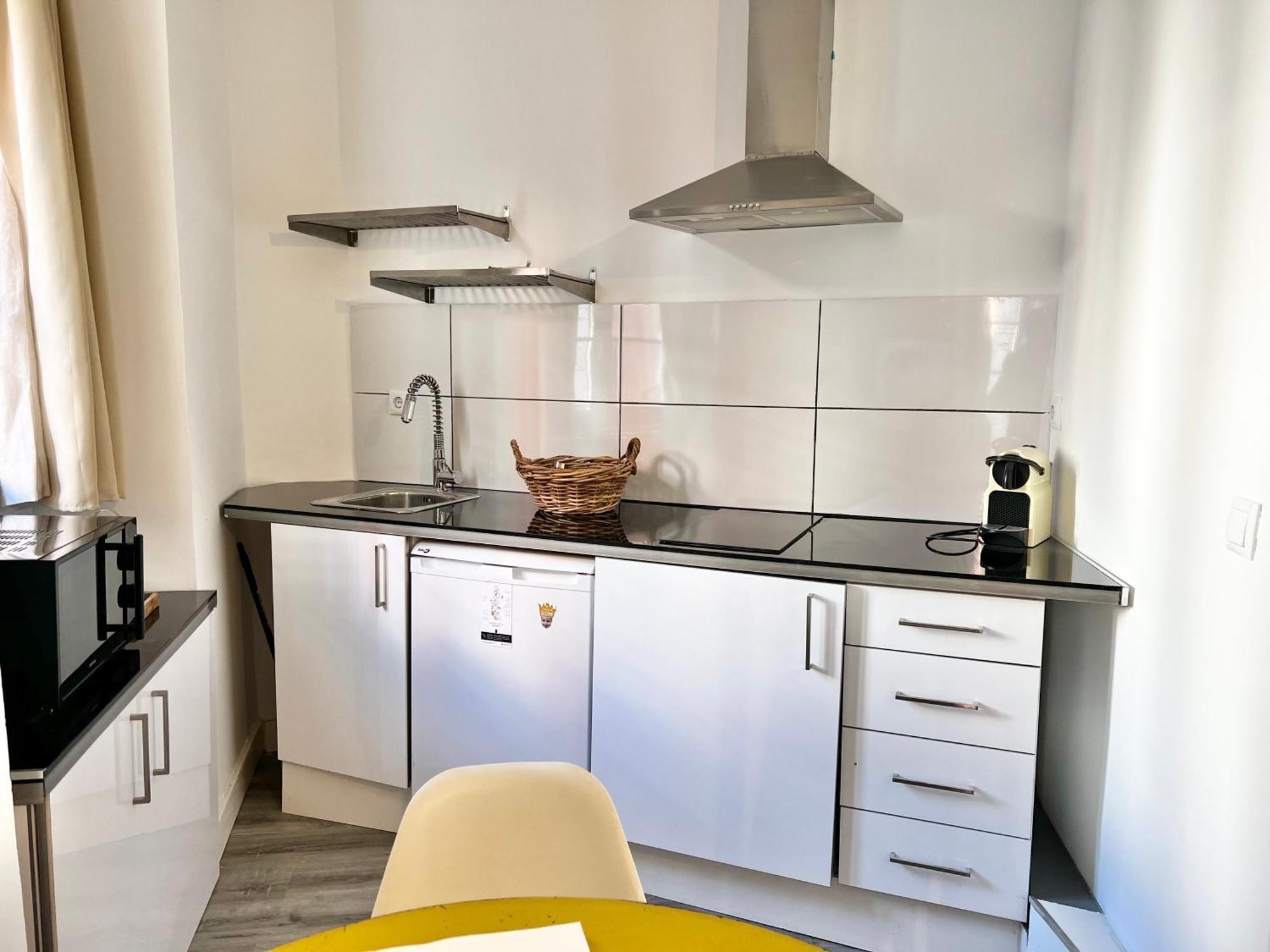Estudio Puerta Cerrada Apartment Madrid Luaran gambar