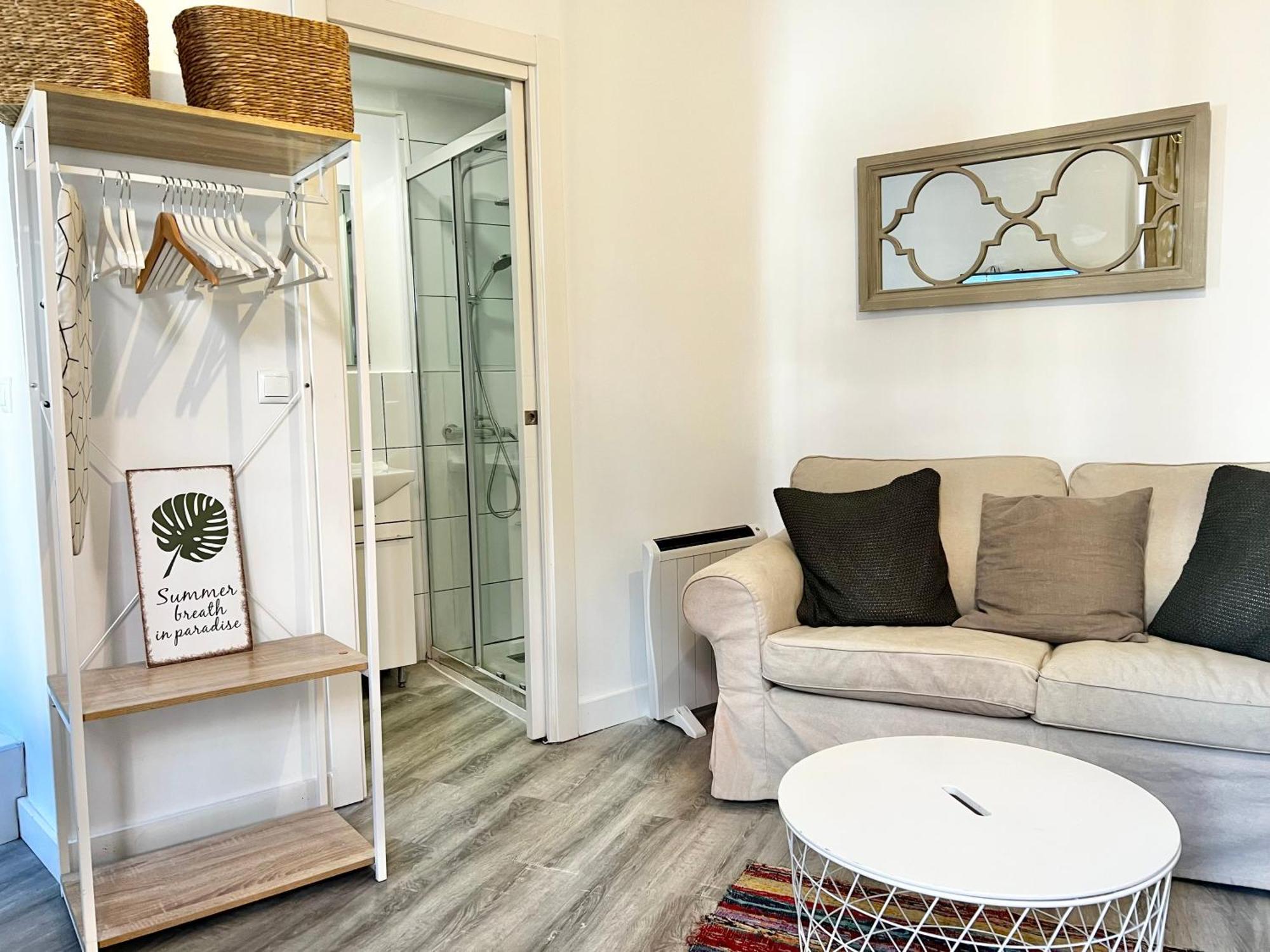 Estudio Puerta Cerrada Apartment Madrid Luaran gambar
